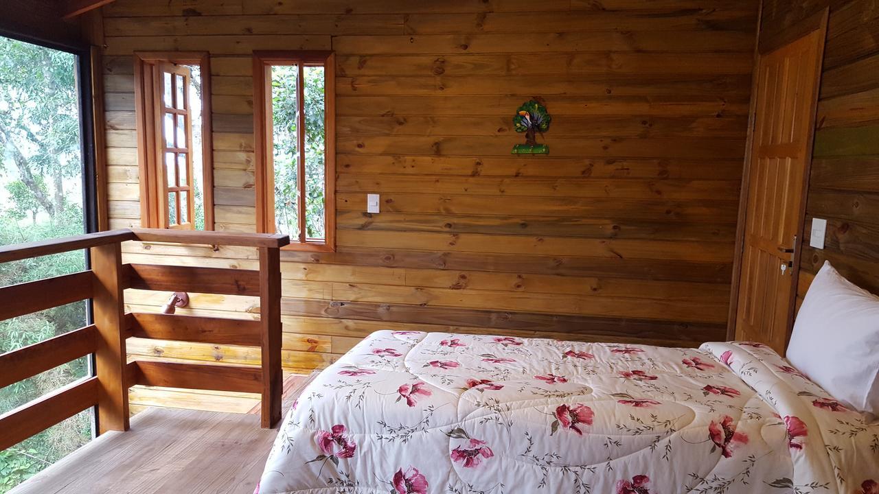 Chale Dos Tucanos- Parede De Vidro Com Linda Vista Campos do Jordão Eksteriør billede